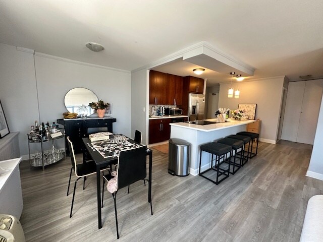 Building Photo - 1360 N Sandburg Ter