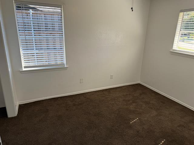 Building Photo - 2422 Lagoon Dr