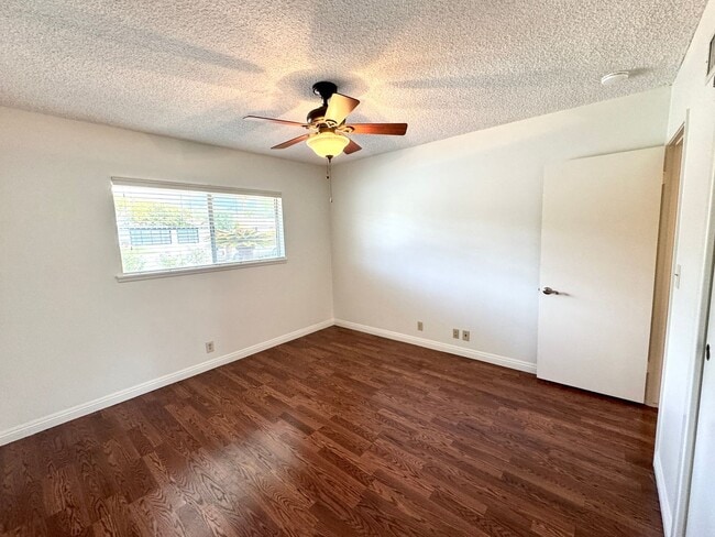 Building Photo - Light, Bright & Lovingly Maintained Claremont Home for Lease