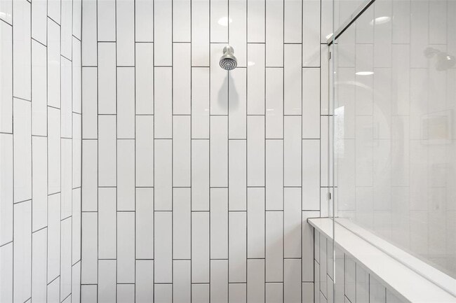 Building Photo - 209 Ben Howell Dr