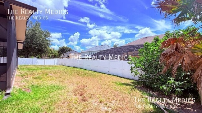 Building Photo - 4067 Knott Dr