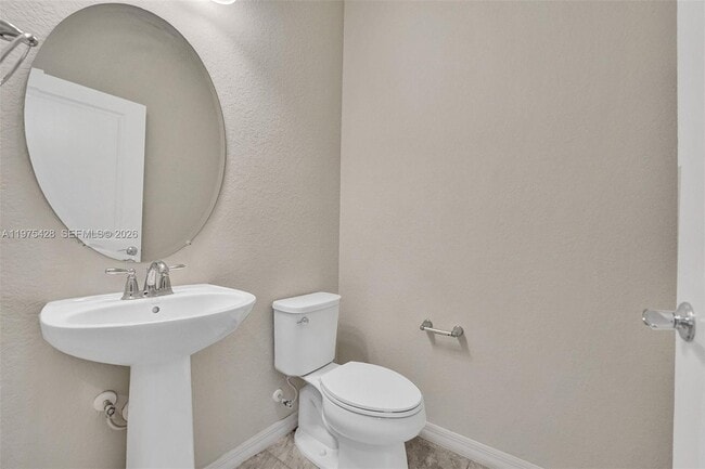 Building Photo - 4764 Eucalyptus Dr