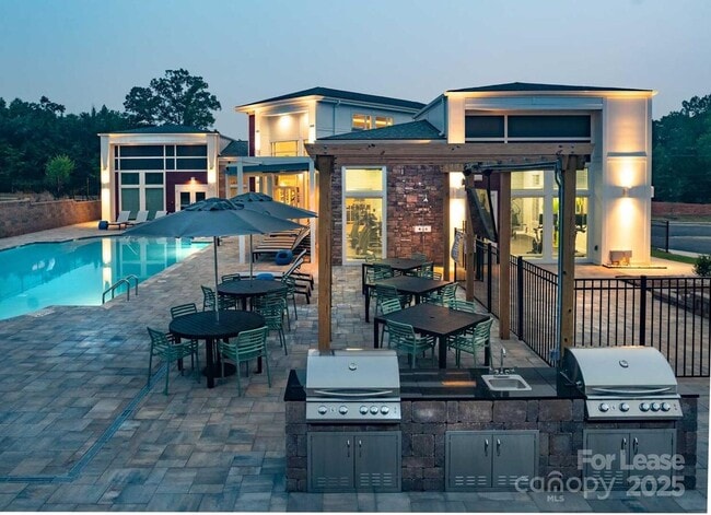 Building Photo - 141 Black Rock Rd