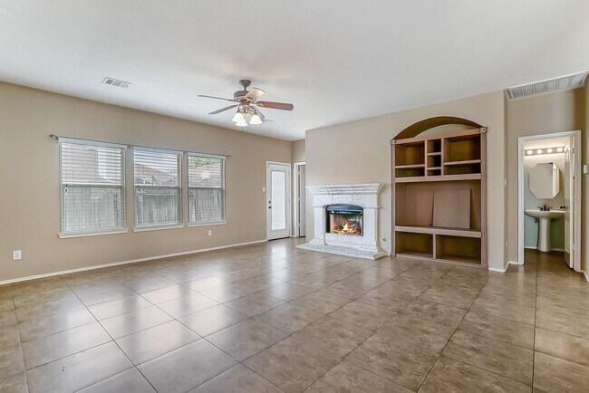 Building Photo - 3410 Azalea Sands Dr