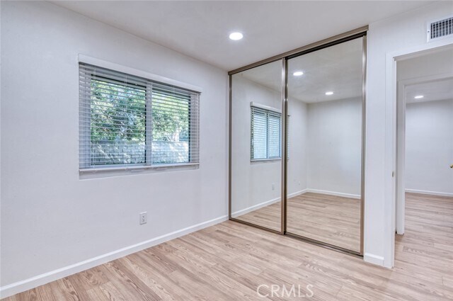 Building Photo - 961 S Mintwood Ln