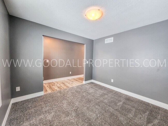 Building Photo - A Must See 4 Bedroom 3.5 Baths in Norwalk with a 3 Car Garage!!!