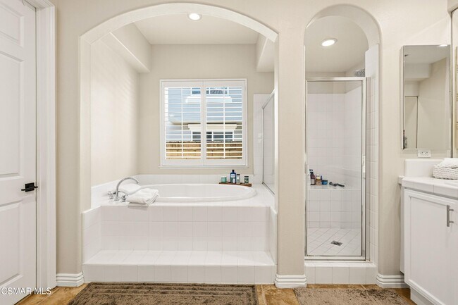 Building Photo - 2621 Springbrook Ct