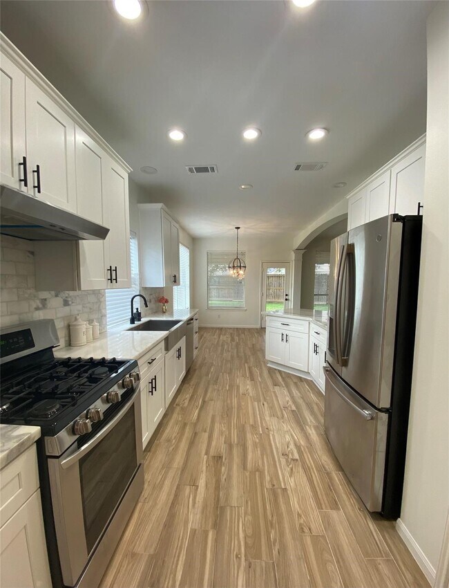 Building Photo - 3907 Meadow Lilly Ln