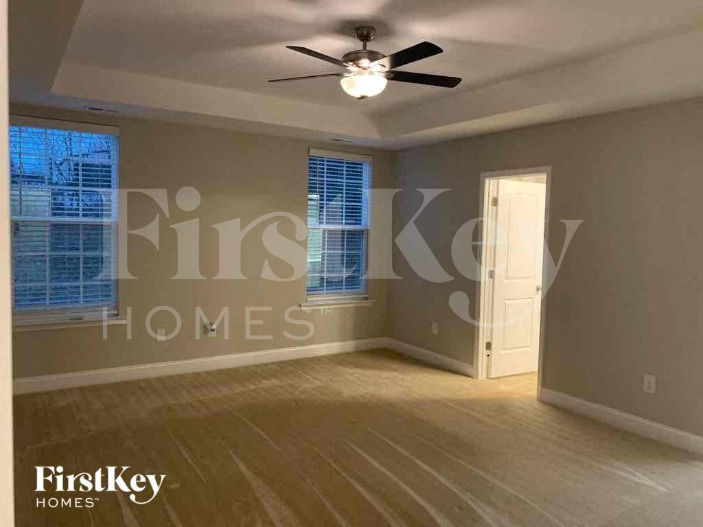 Building Photo - 433 Melva Ln