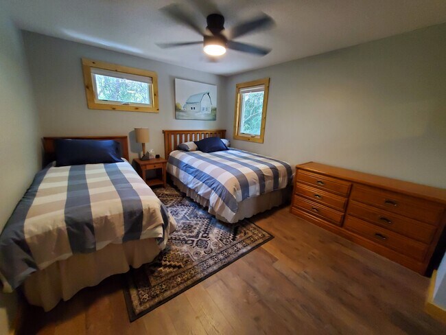 Bedroom 1 of 3, Twin XL and Queen with closet - 18629 Langly Ave N