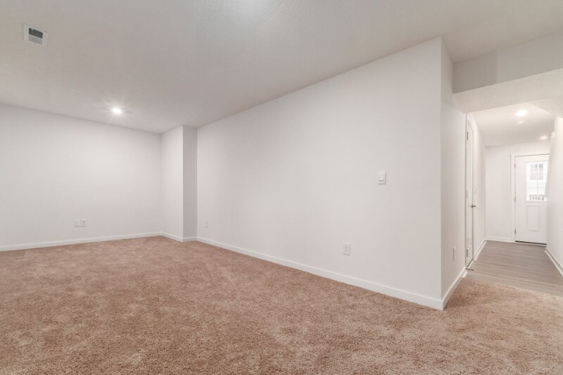 Building Photo - 144 Dusky Willow Dr