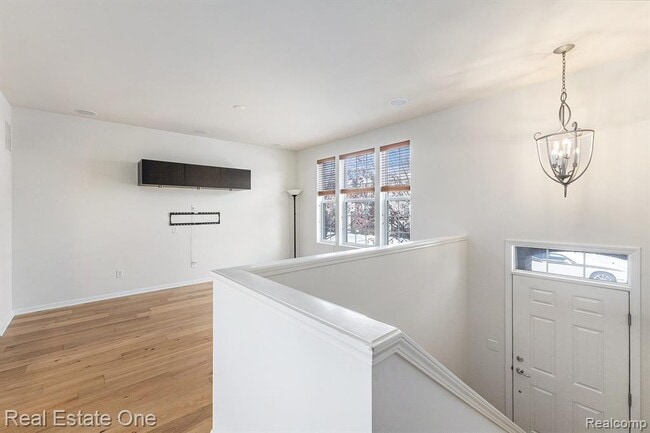 Building Photo - 27999 Middleton Dr