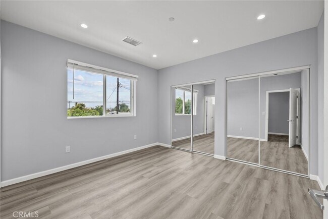 Building Photo - 15834 Eccles St