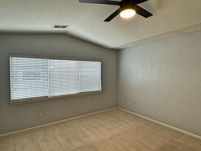 Building Photo - 4271 S Blackhawk Cir