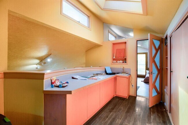 Building Photo - 5803 Rittenhouse Shore Dr