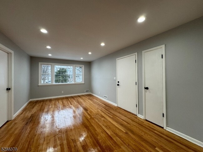 Building Photo - 9 Westervelt Pl