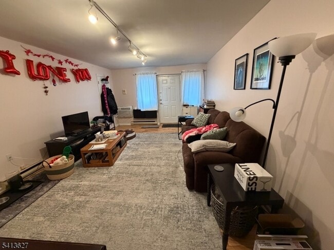 Building Photo - 520 Turnpike C111 Tpke