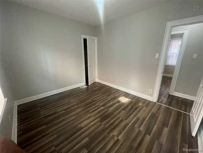 Building Photo - 14828 Sussex St