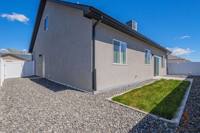 Building Photo - 2453 Revere Rd