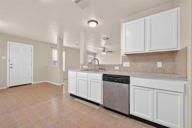 Building Photo - 17347 Wigeon Way Dr