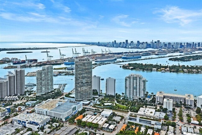 Building Photo - 501 West Ave