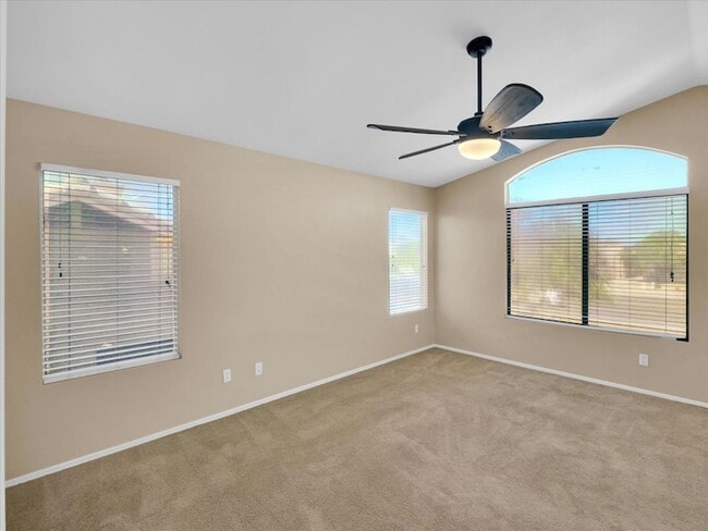 Building Photo - 13620 N 82nd Ln