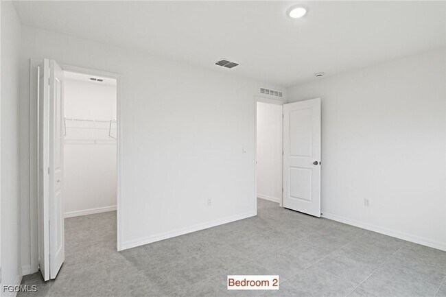 Building Photo - 3418 20th St SW