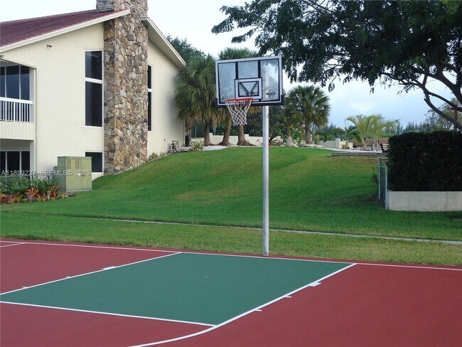 Building Photo - 7845 Camino Real