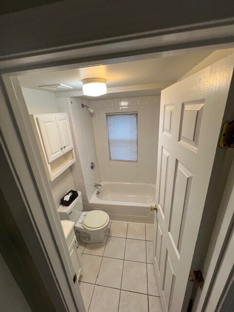 Building Photo - 5 Malta St