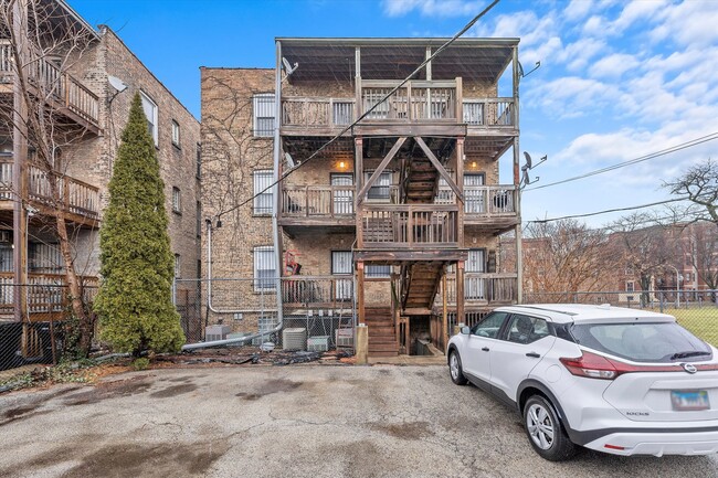 Building Photo - 4734 S St Lawrence Ave
