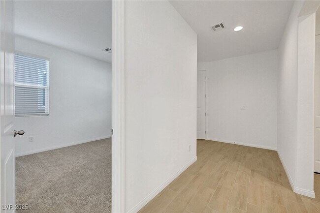 Building Photo - 9885 Angel Valley Dr