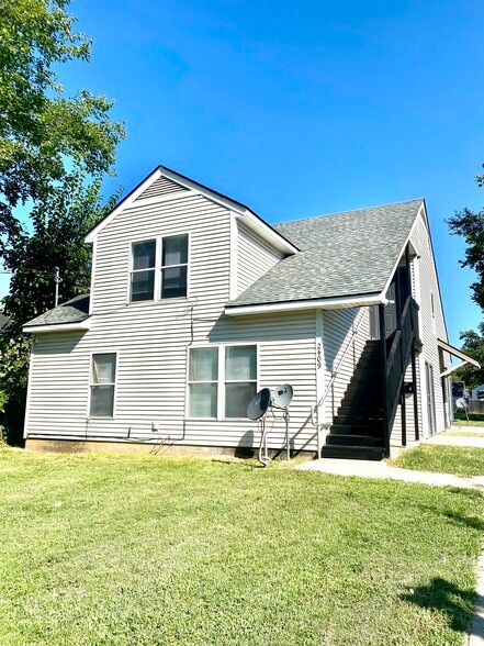 Building Photo - 2409 Rowan St