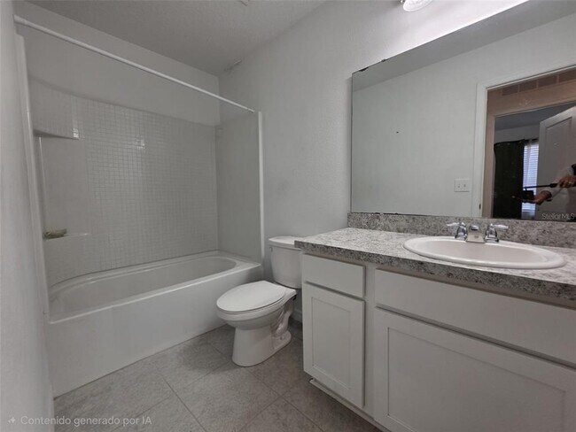 Building Photo - 469 Madison Dr