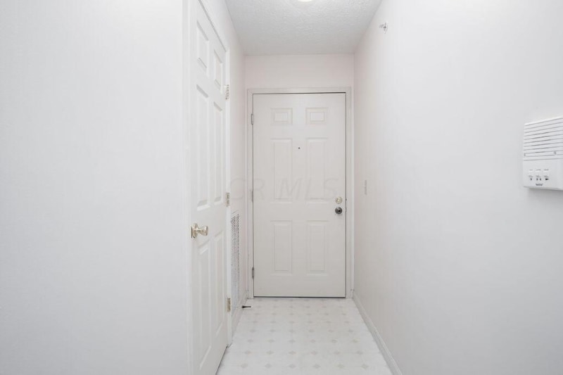 Building Photo - 2323 Vicente Ct