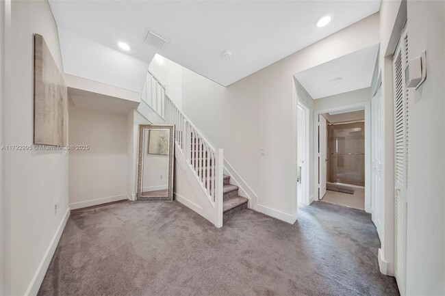 Building Photo - 4707 NW 83rd Ct