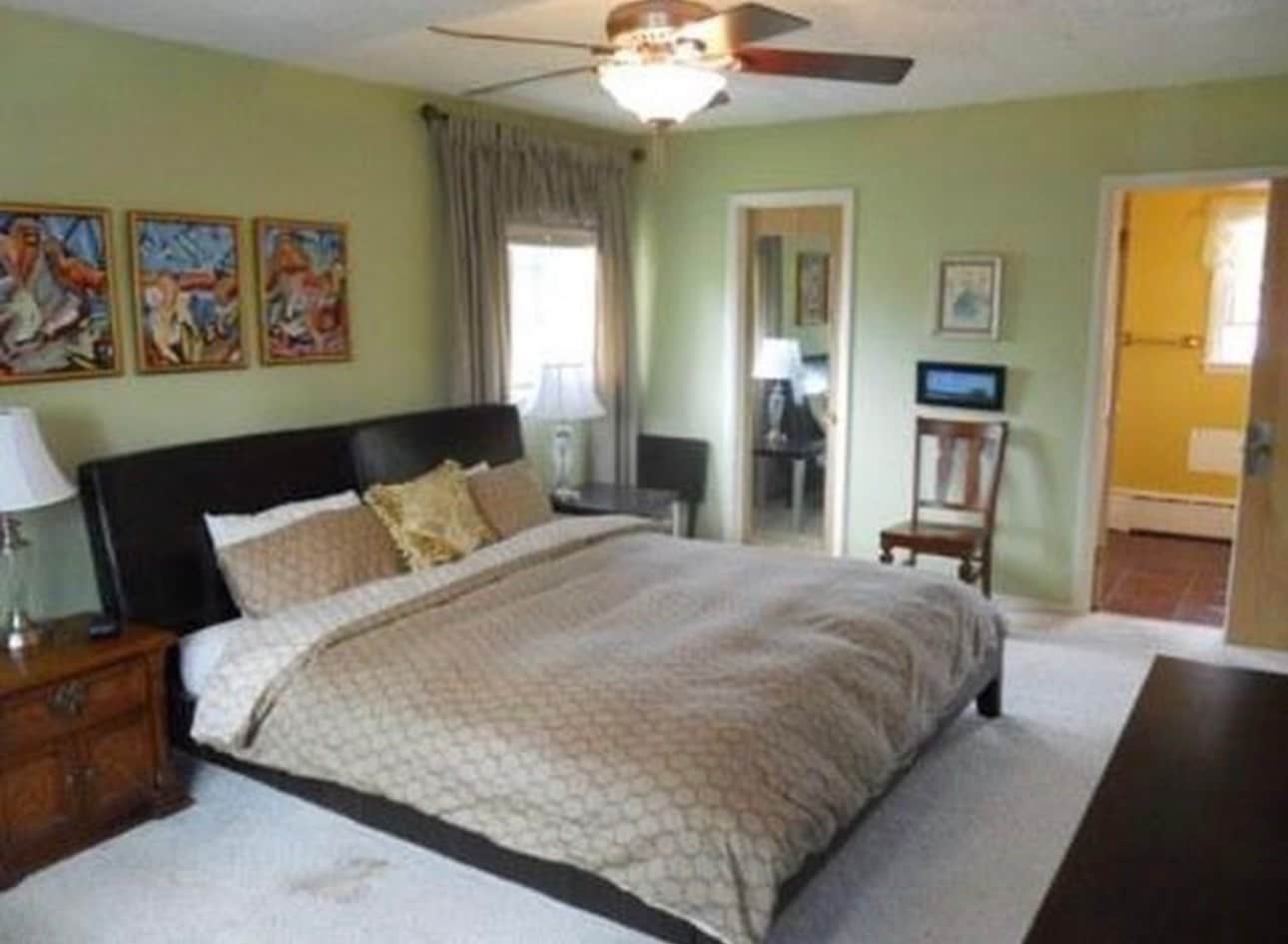 Building Photo - 2337 East 8th Street