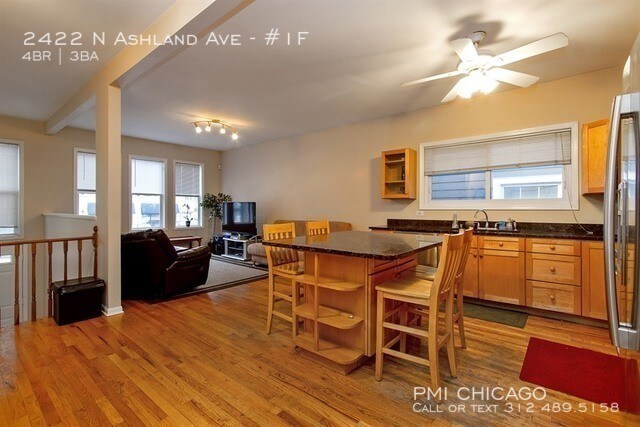 Building Photo - 2422 N Ashland Ave