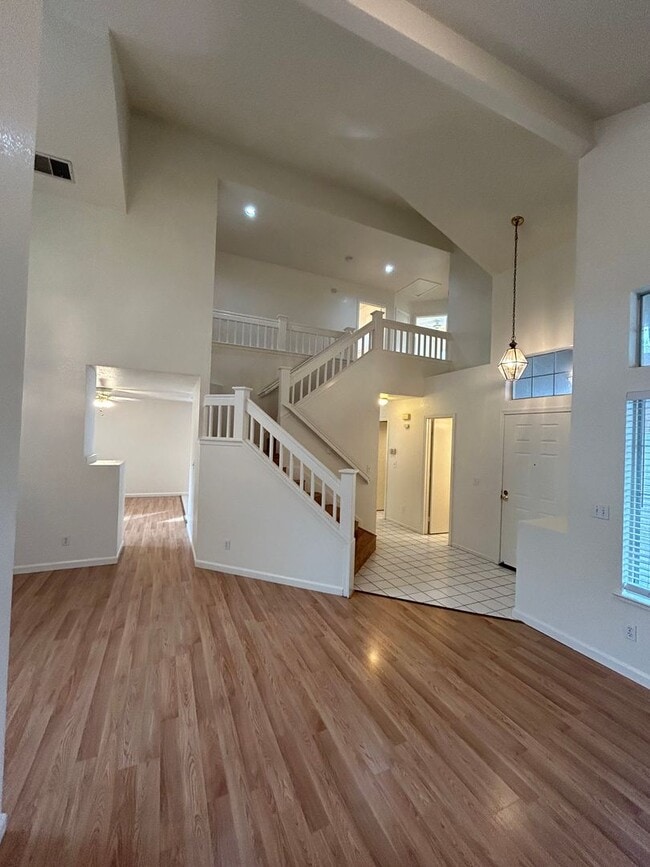 Building Photo - Avail Now - Elk Grove