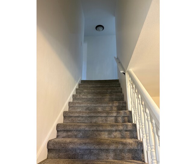 Building Photo - 9512 Imperial Dr