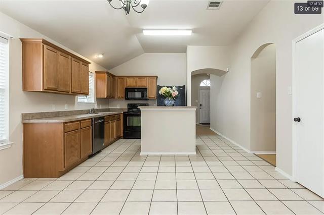 Building Photo - 6440 Stone Lake Dr