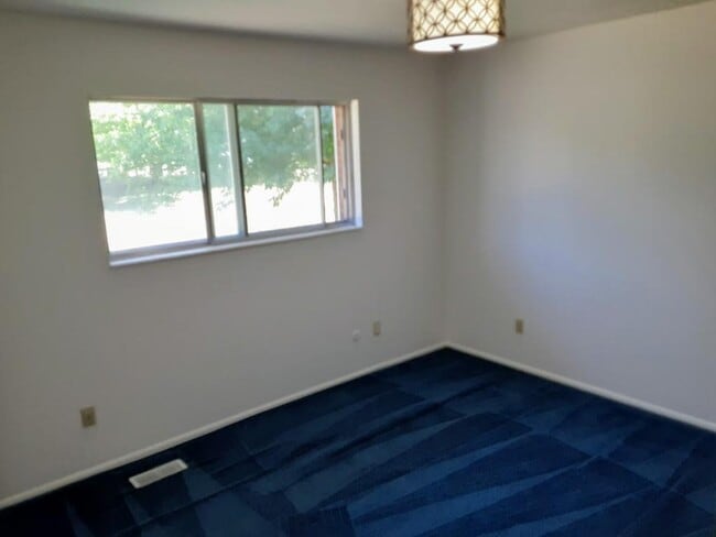 Building Photo - 10295 UT-165