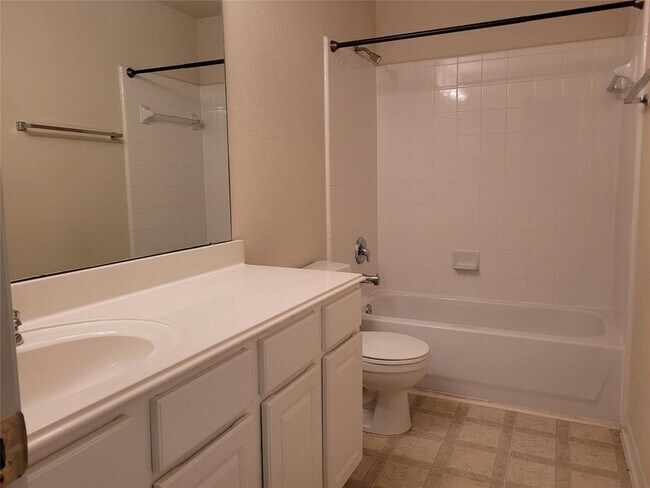 Building Photo - 6619 Halcyon Days Dr