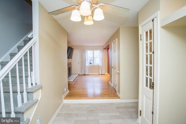 Building Photo - 1529 Margaret Ct