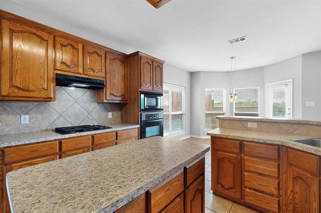 Building Photo - 701 Lone Rider Ct