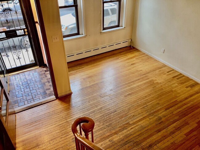 Building Photo - 3bd/1.5bth South Philly Gem