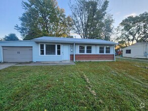 Building Photo - Updated 3 bedroom 1 bath with garage in Va...