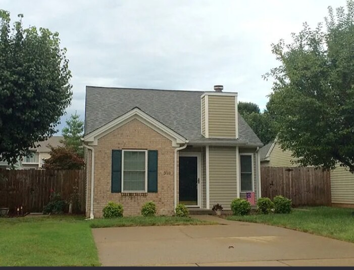 Building Photo - 310 Northwind Dr