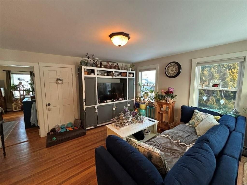 Building Photo - 12 Clark St