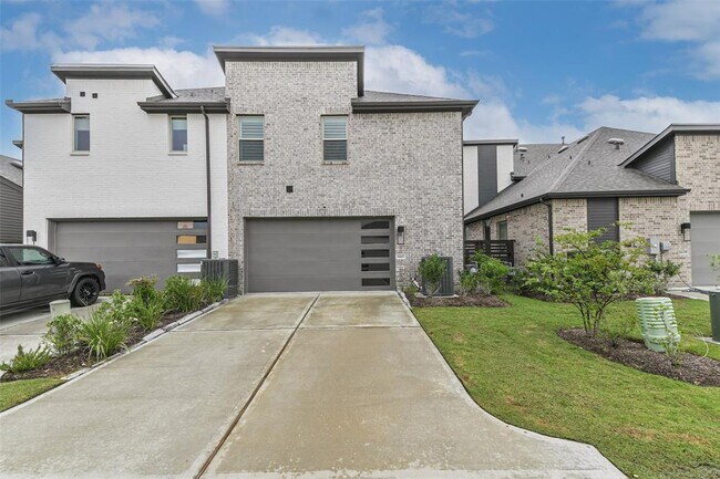 Building Photo - 16643 Texas Hill Country Rd