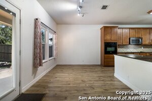 Building Photo - 25914 Mission Bluff